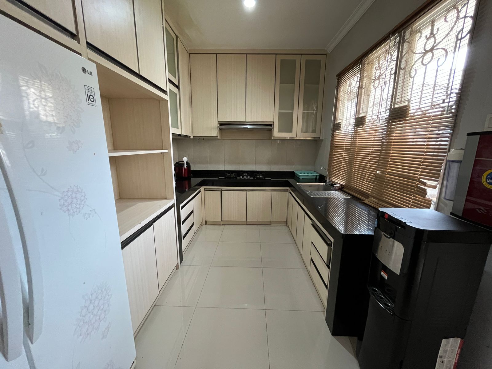 Rumah Disewakan Full Furnished di Cluster Vassa Terrace Lippo Cikarang 